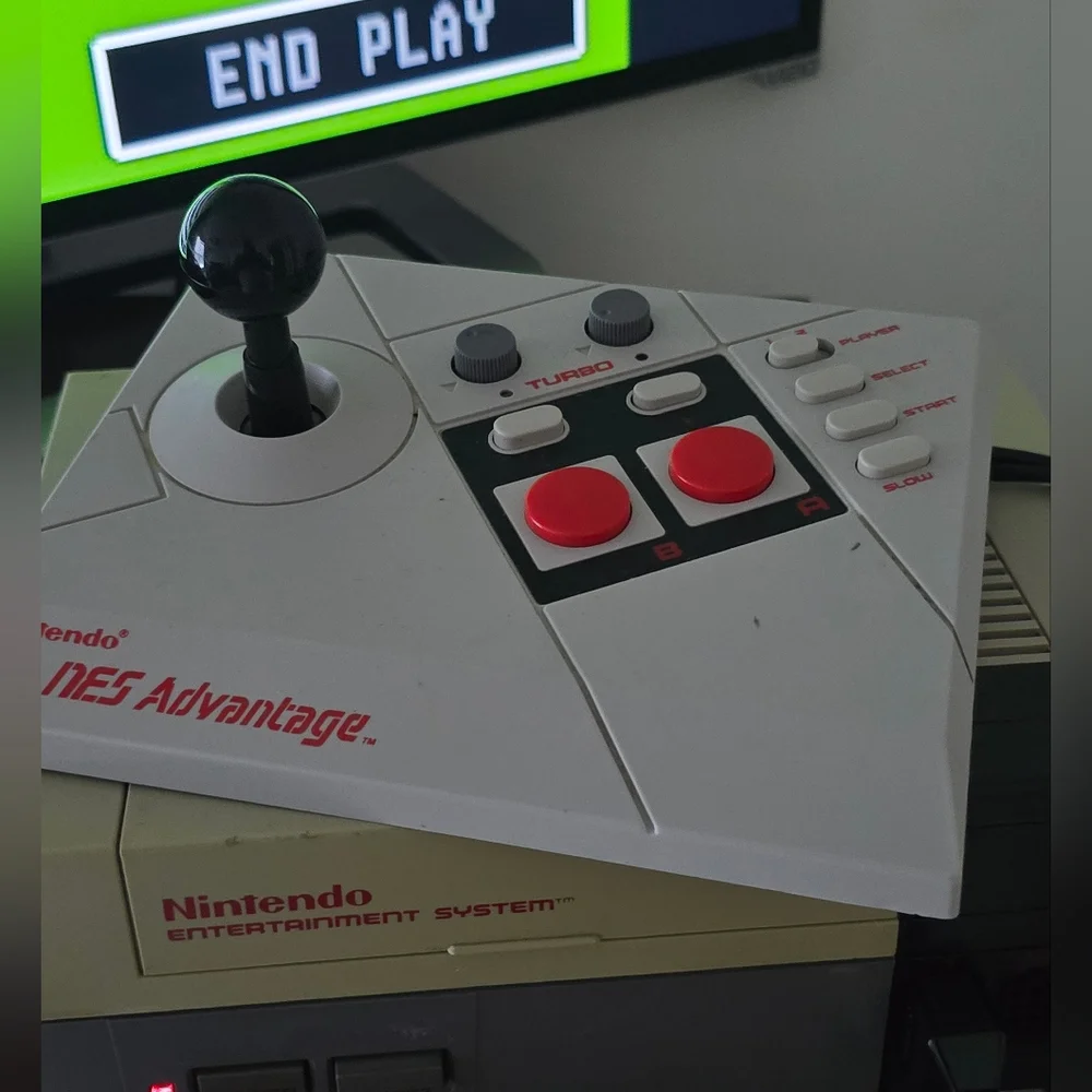 NES Grey Bundle. No Power or AV. 2 games Advantage Joystick and Zapper Included. - Picture 8 of 10